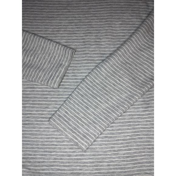 Vineyard Vines Women’s Long Sleeve Sweater Grey White Striped size XS Super Soft - Picture 3 of 8